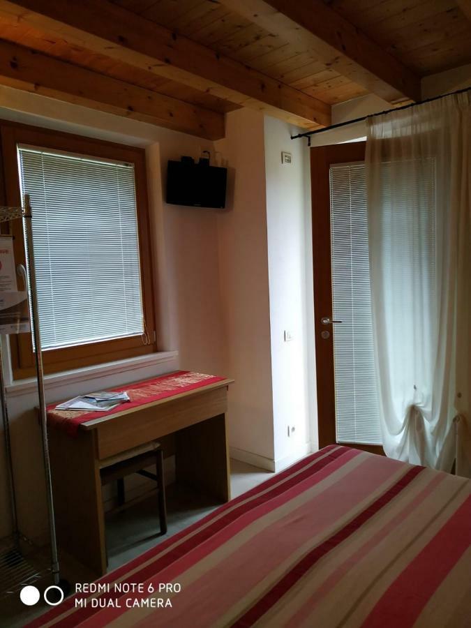 Agriturismo Il Girasole Feltre Kültér fotó